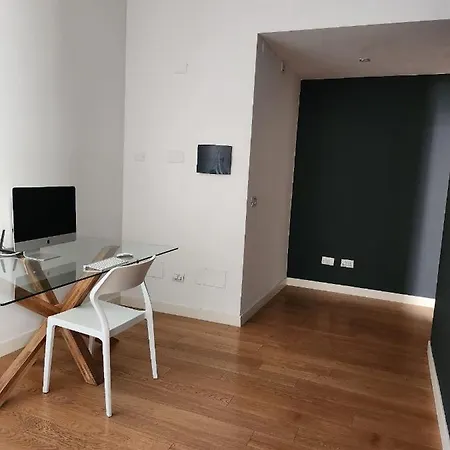 Via Roma 107 * Sassari